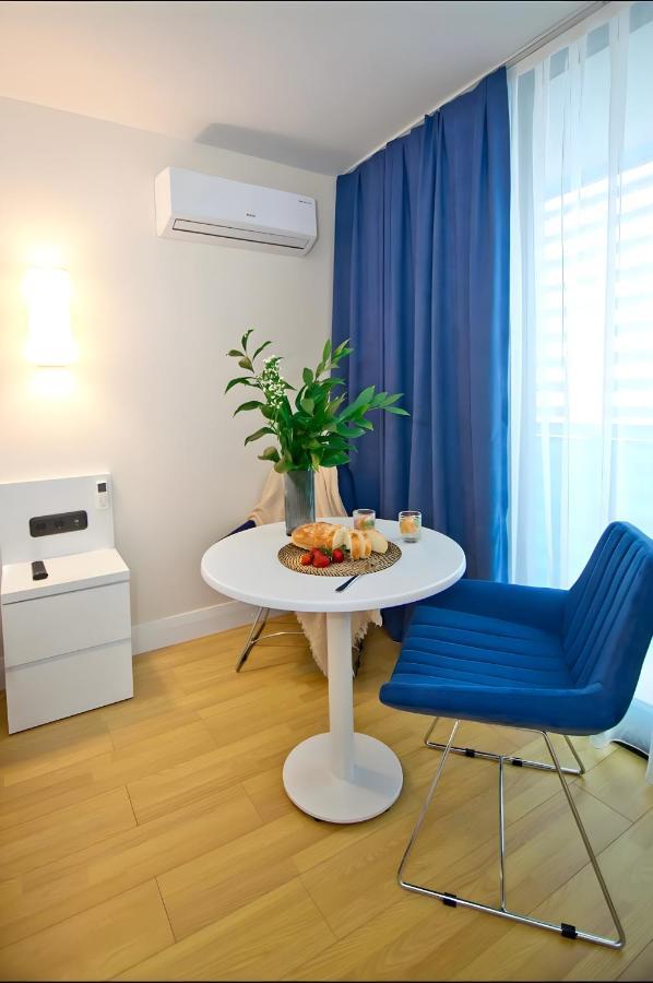 Panorama Orbi City Center Suite 巴统 外观 照片